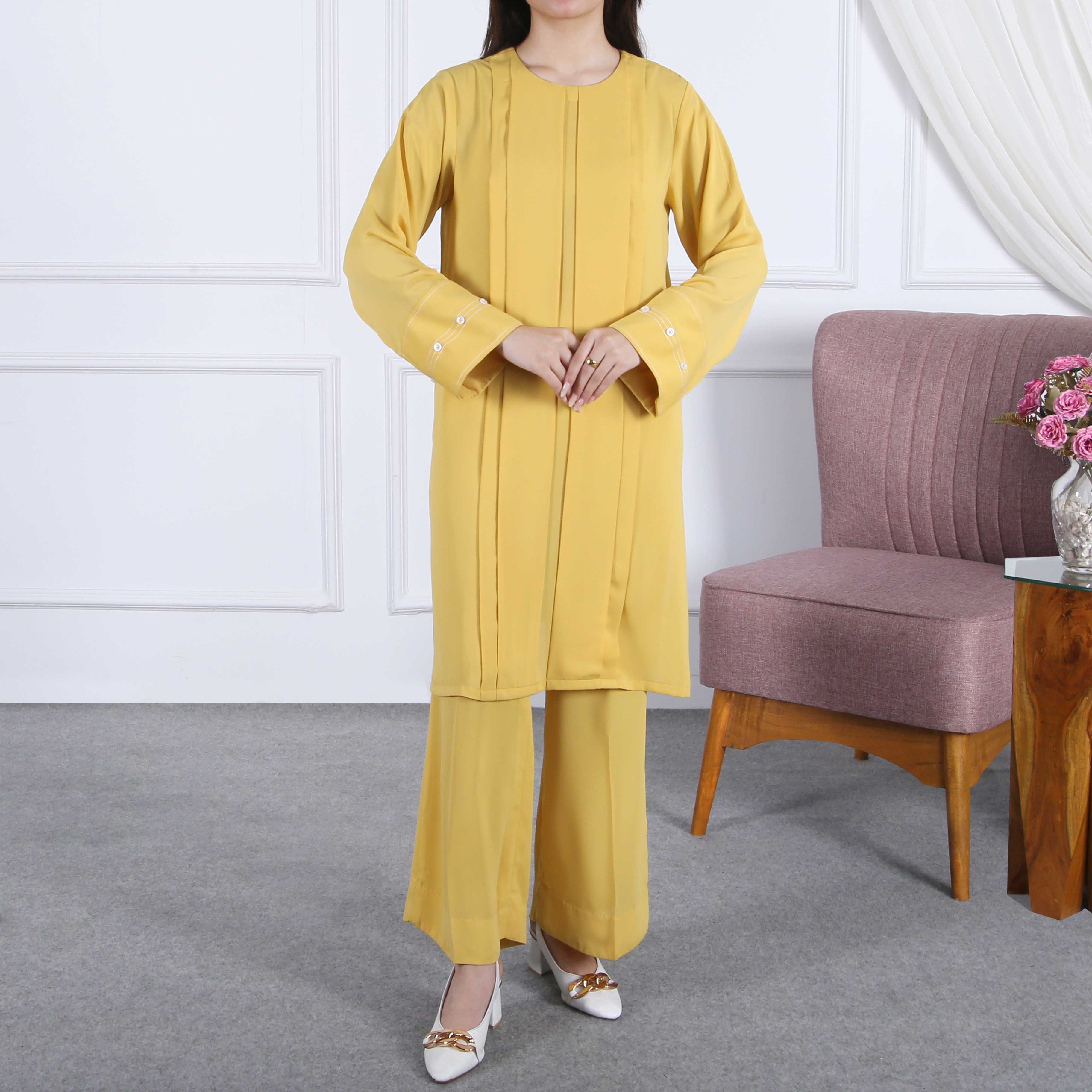 BOLD AND BRIGHT YELLOW 2PC SUIT(ST990)